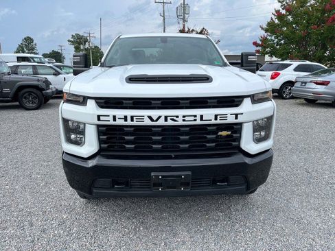 Used 2023 Chevrolet Silverado 2500 Custom w/ Custom Convenience Package AWD/4WD image 3