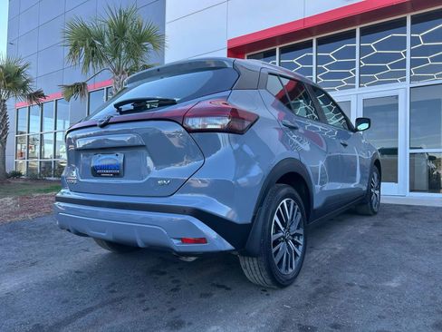 Used 2024 Nissan Kicks SV image 4