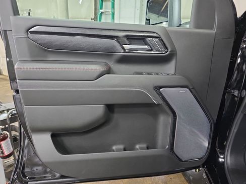 New 2026 GMC Sierra 2500 AT4X w/ LPO, Black Badging Package image 28