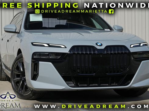 Used 2024 BMW 740i w/ M Sport Professional Package RWD image 2
