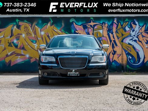 Used 2012 Chrysler 300 C RWD image 1