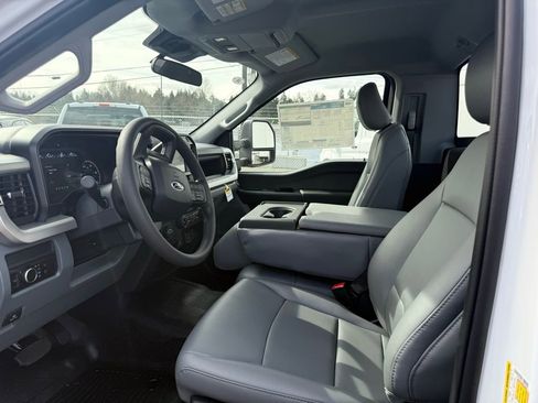 New 2025 Ford F250 XL image 10