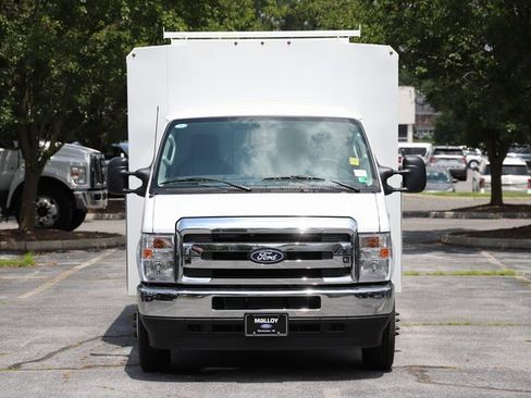 New 2026 Ford E-350 and Econoline 350 Super Duty w/ Power Equipment Group image 5