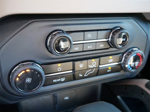 Certified 2023 Ford Bronco Big Bend image 18