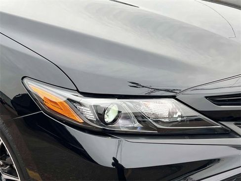 Certified 2024 Toyota Camry SE image 9
