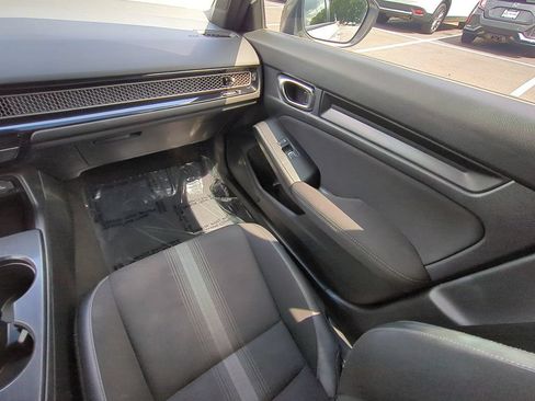 Used 2022 Honda Civic Sport image 15