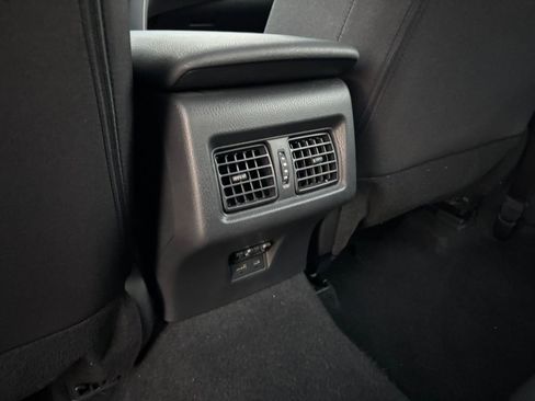 Used 2025 Toyota Camry LE image 23