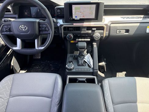 Used 2026 Toyota Tacoma SR5 AWD/4WD image 28