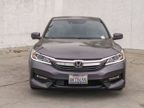 Used 2017 Honda Accord EX-L image 2