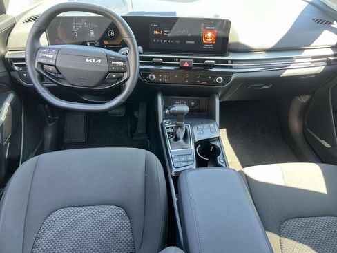 Used 2026 Kia Sportage LX w/ LX Convenience Package AWD/4WD image 13