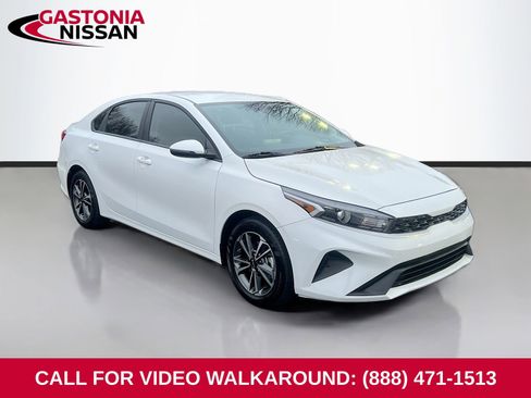 Used 2024 Kia Forte LXS w/ LXS Technology Package image 1