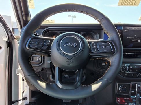 New 2025 Jeep Wrangler Unlimited Rubicon 392 image 15
