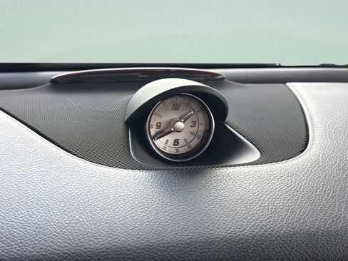 Used 2015 Mercedes-Benz SLK 350 image 24