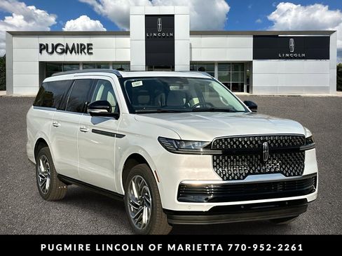 New 2026 Lincoln Navigator L Reserve AWD/4WD image 1