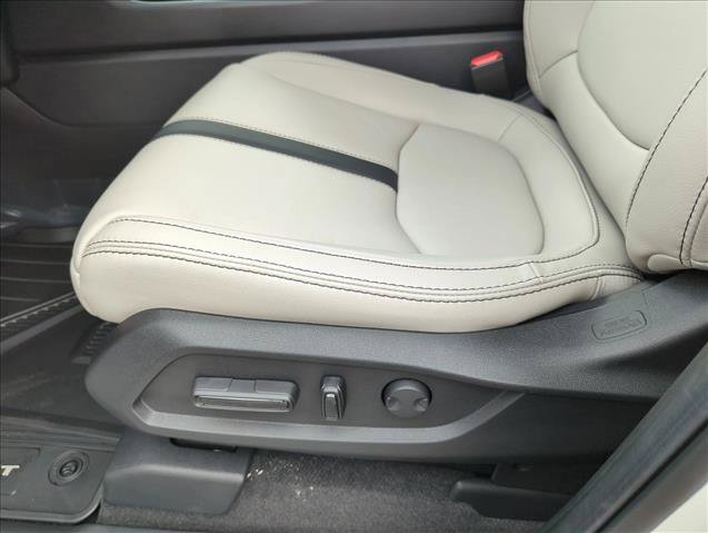 New 2026 Honda Pilot Touring image 4