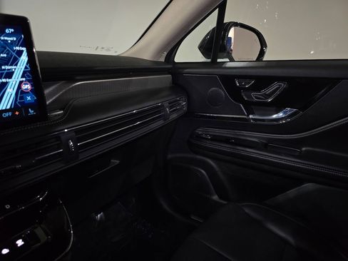 New 2025 Lincoln Corsair Reserve w/ Jet Appearance Package image 28