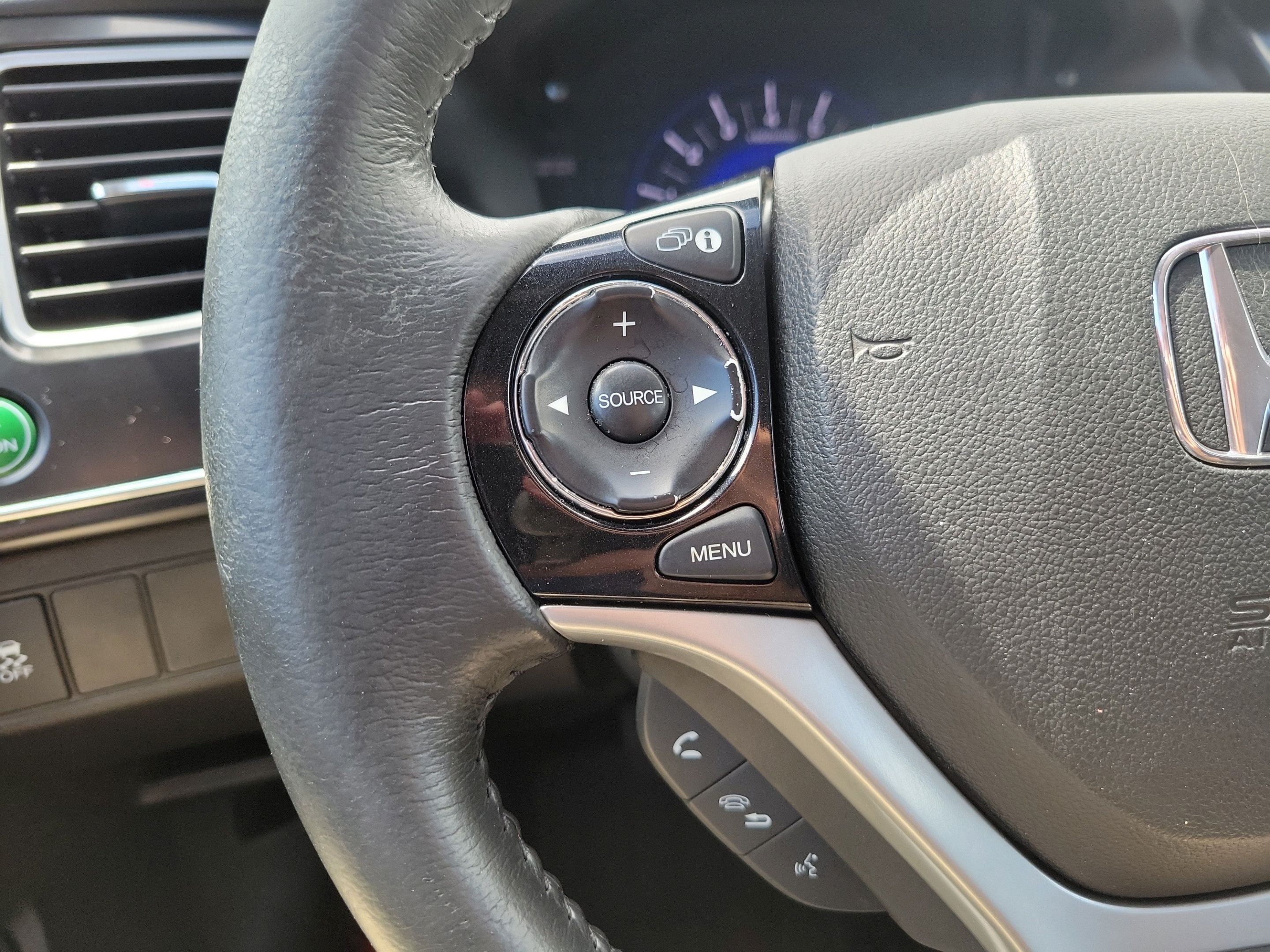 Used 2015 Honda Civic EX-L image 30