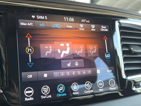 Certified 2018 Chrysler Pacifica Touring-L Plus FWD image 6