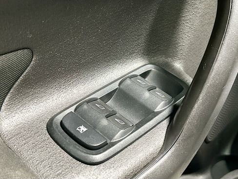 Used 2016 Ford Fiesta SE w/ Cold Weather Package image 16