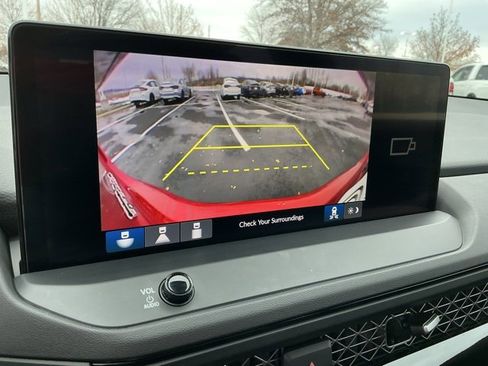 Used 2025 Honda Accord Sport image 28