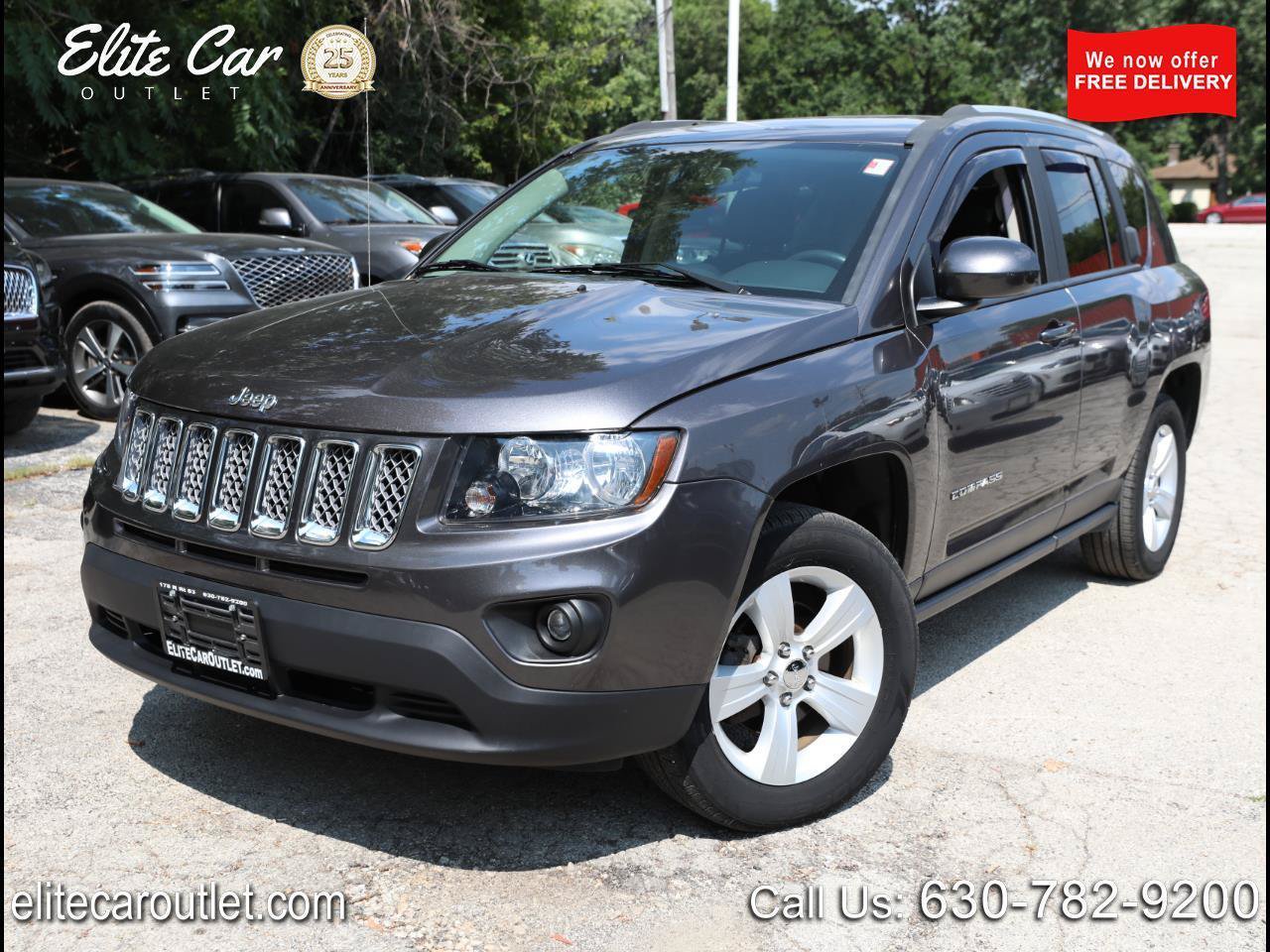 Used 2017 Jeep Compass Latitude AWD/4WD image 1