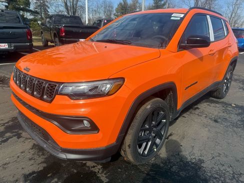 New 2026 Jeep Compass Latitude image 7