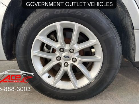 Used 2013 Ford Flex SE image 9