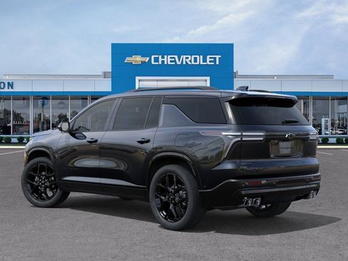 New 2026 Chevrolet Traverse RS w/ LPO, Floor Liner Package FWD image 3