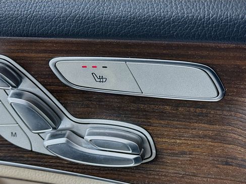 Used 2022 Mercedes-Benz GLC 300 4MATIC image 22