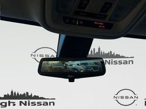 Used 2021 Chevrolet Traverse High Country AWD/4WD image 30