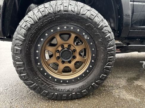 Used 2021 RAM 2500 Limited image 30