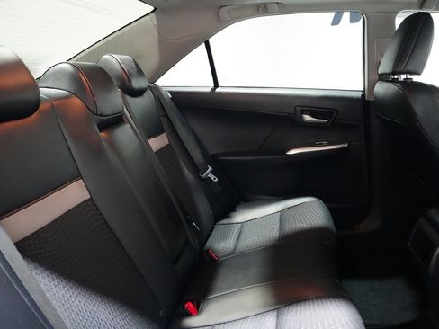 Used 2012 Toyota Camry SE image 24