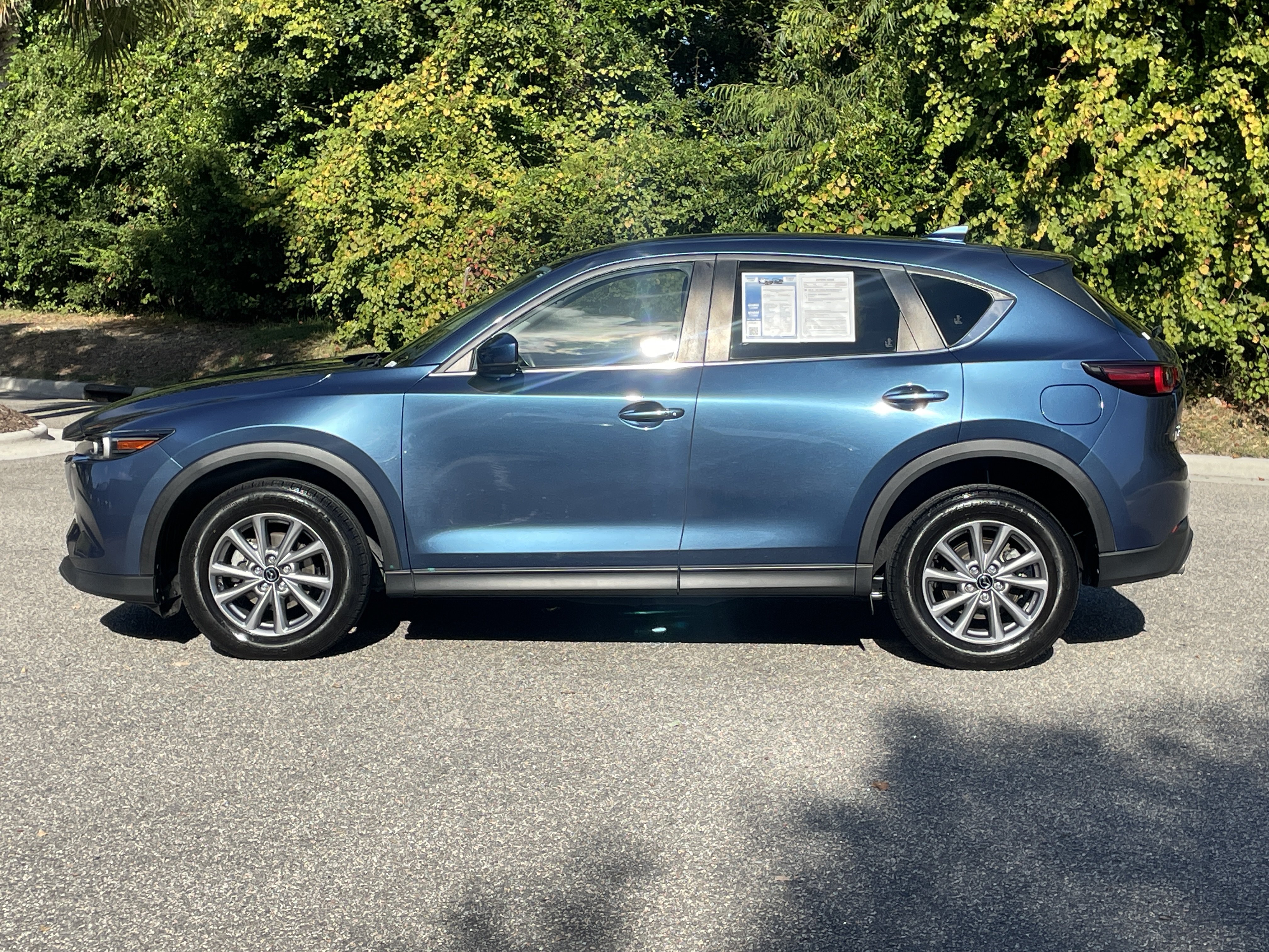 Used 2022 MAZDA CX-5 AWD 2.5 S w/ Select Package image 6