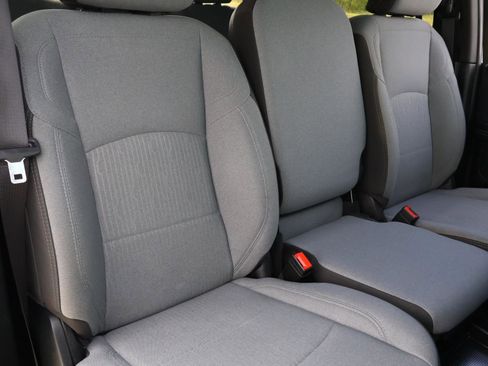 Used 2024 RAM 3500 Big Horn image 16