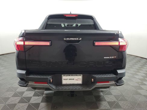 Used 2022 Hyundai Santa Cruz Limited AWD/4WD image 6