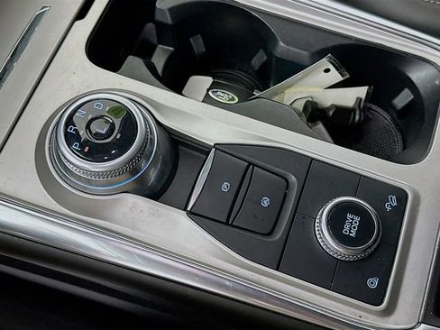 Certified 2022 Ford Explorer XLT w/ Equipment Group 202A image 24