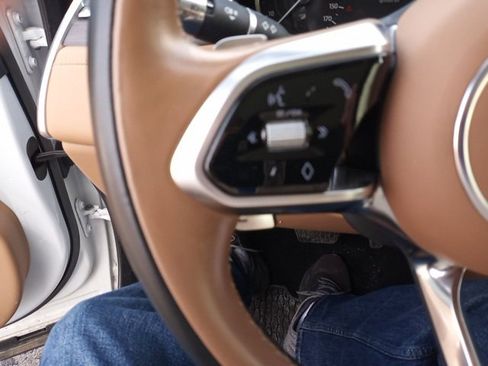 Used 2021 Jaguar F-PACE S image 21