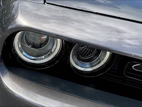 Used 2022 Dodge Challenger R/T Scat Pack w/ Plus Package RWD image 27