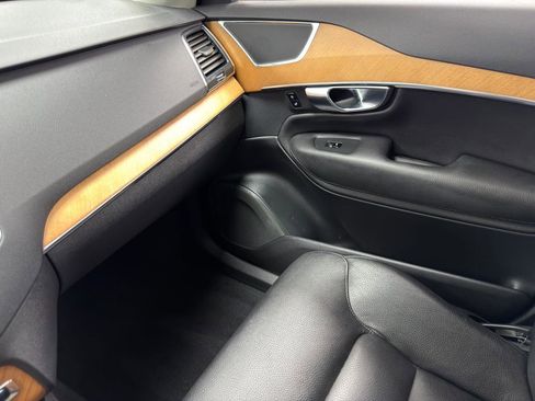 Used 2022 Volvo XC90 T8 Inscription Expression image 26