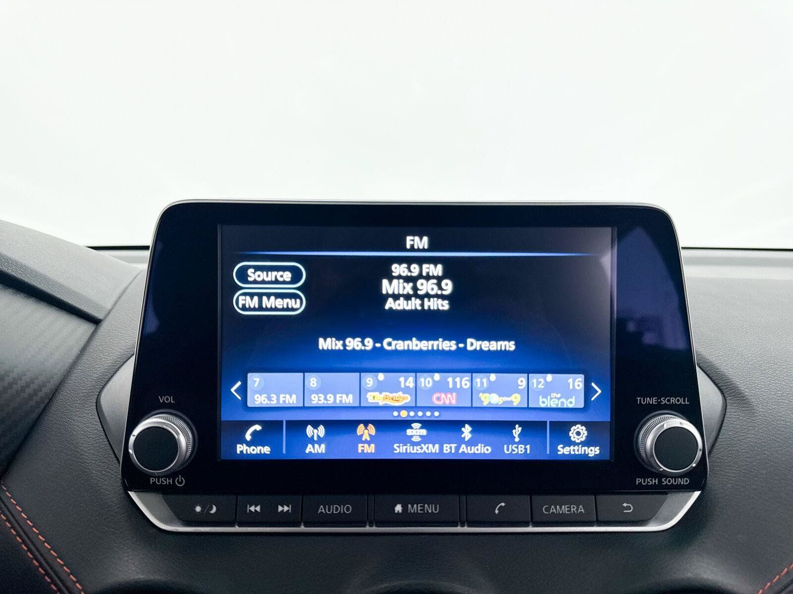 Used 2024 Nissan Sentra SR w/ SR Premium Package FWD image 22