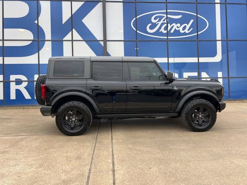 Used 2024 Ford Bronco Black Diamond image 8