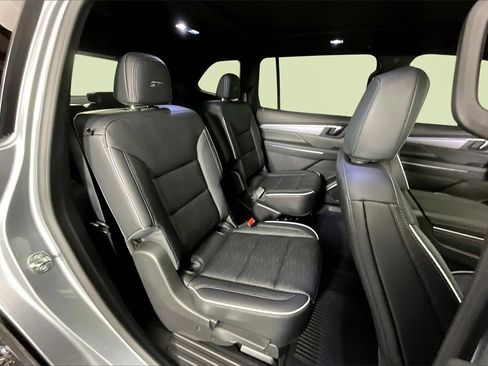 New 2026 Buick Enclave Sport Touring w/ Power Package image 11