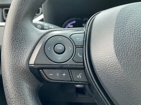 Certified 2025 Toyota RAV4 LE image 15