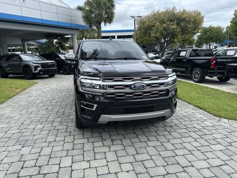 Used 2022 Ford Expedition Platinum AWD/4WD image 17