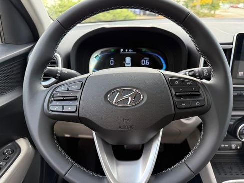 New 2026 Hyundai Venue SEL image 21