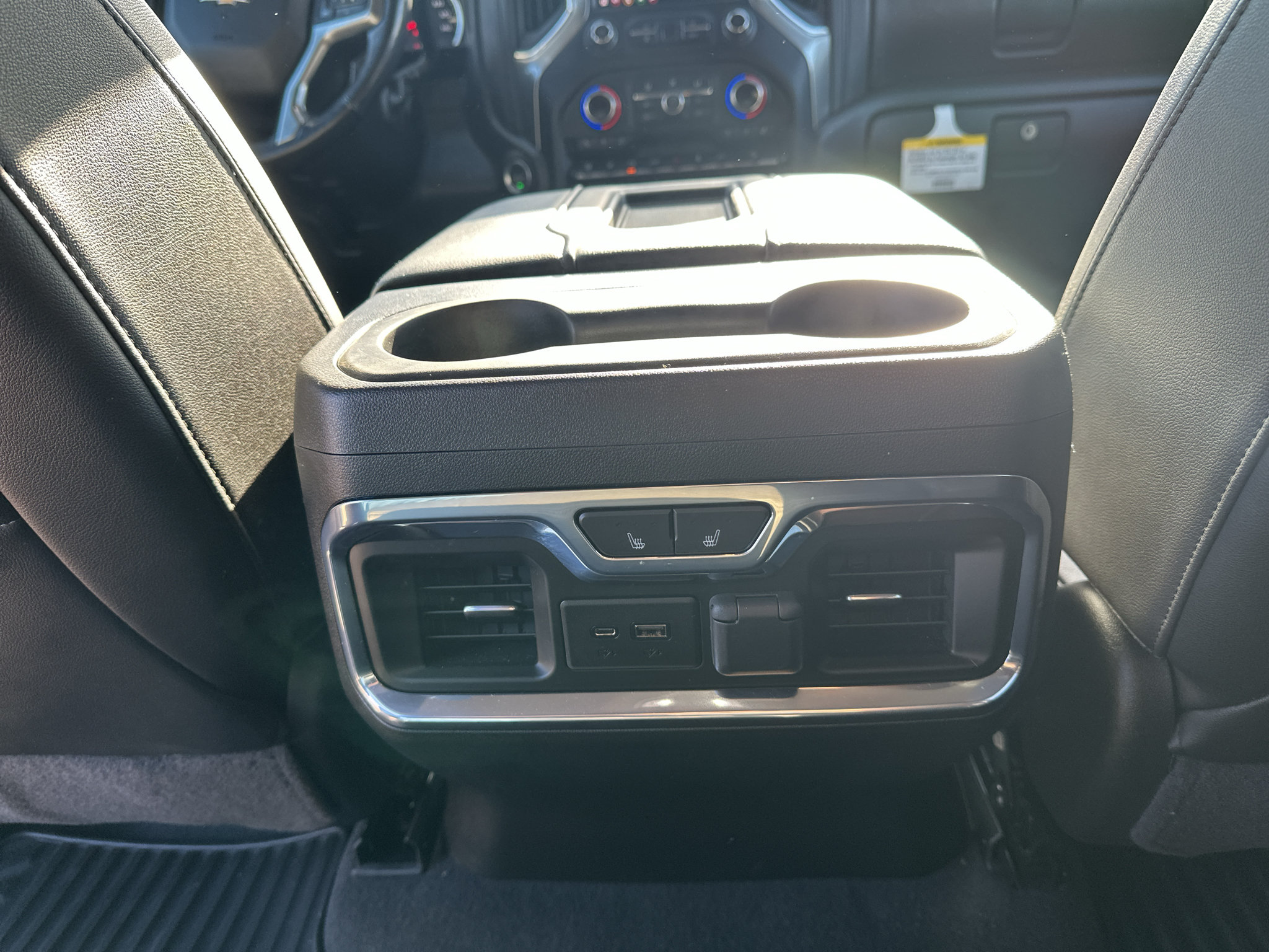 Used 2020 Chevrolet Silverado 3500 LTZ w/ LTZ Premium Package AWD/4WD image 28