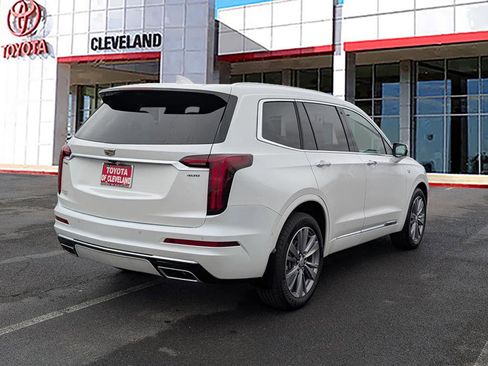 Used 2024 Cadillac XT6 Premium Luxury w/ Technology Package image 7
