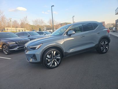 Used 2023 Volvo XC40 B5 Ultimate w/ Protection Package Premier