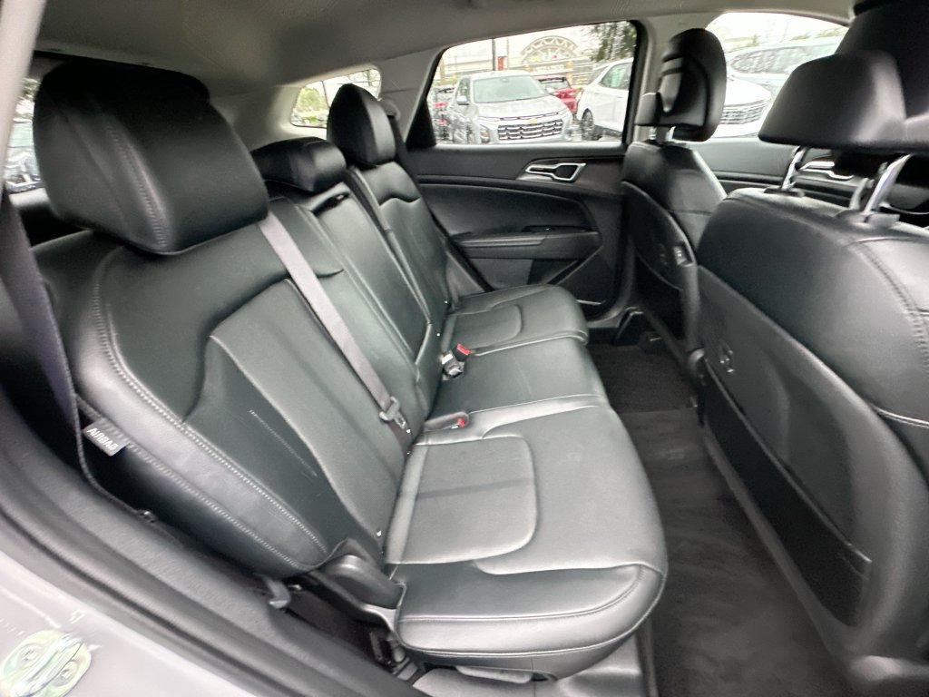 Used 2026 Kia Sportage EX FWD image 26