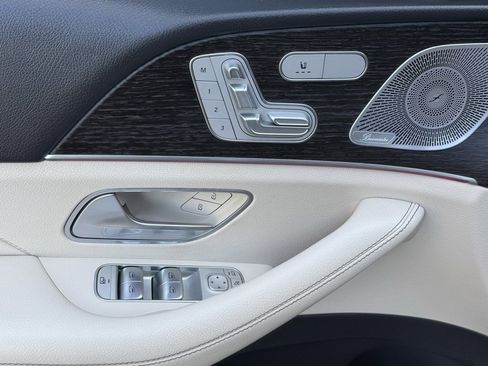 Used 2020 Mercedes-Benz GLE 350 4MATIC w/ Premium Package image 15